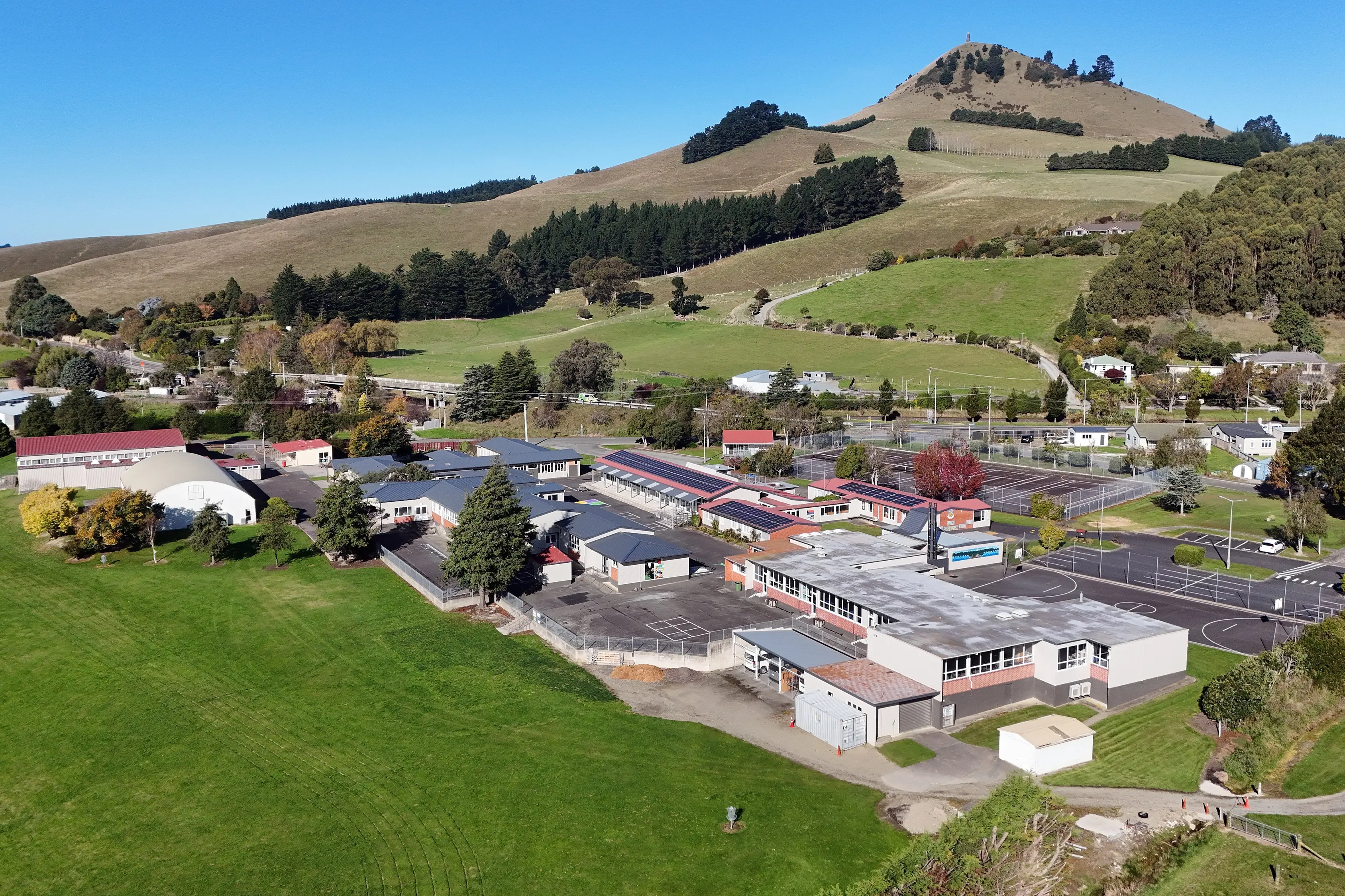 Otago school at centre of student ‘sextortion’ allegation revealed
