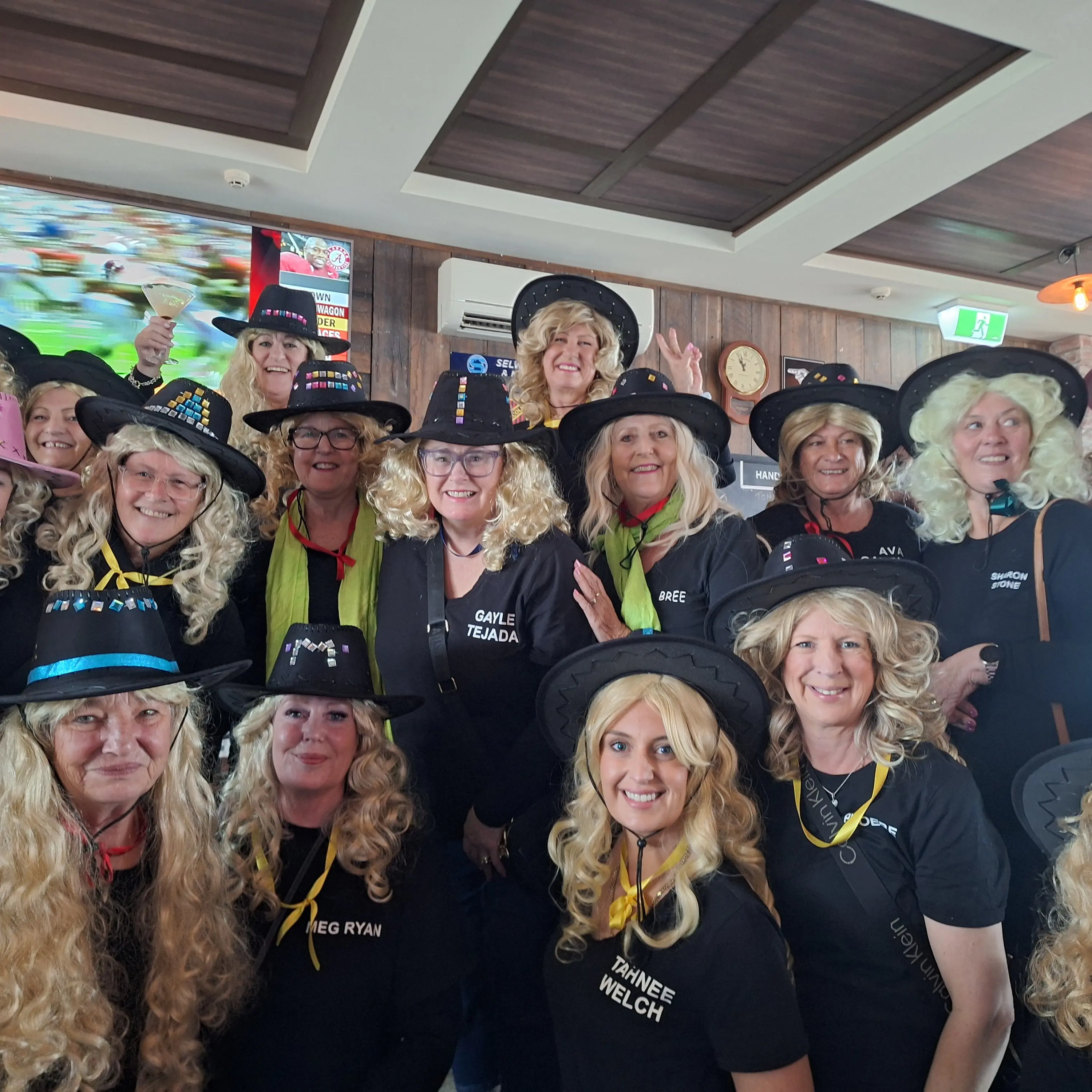 Girls on Tour: A tribute to Dolly Parton