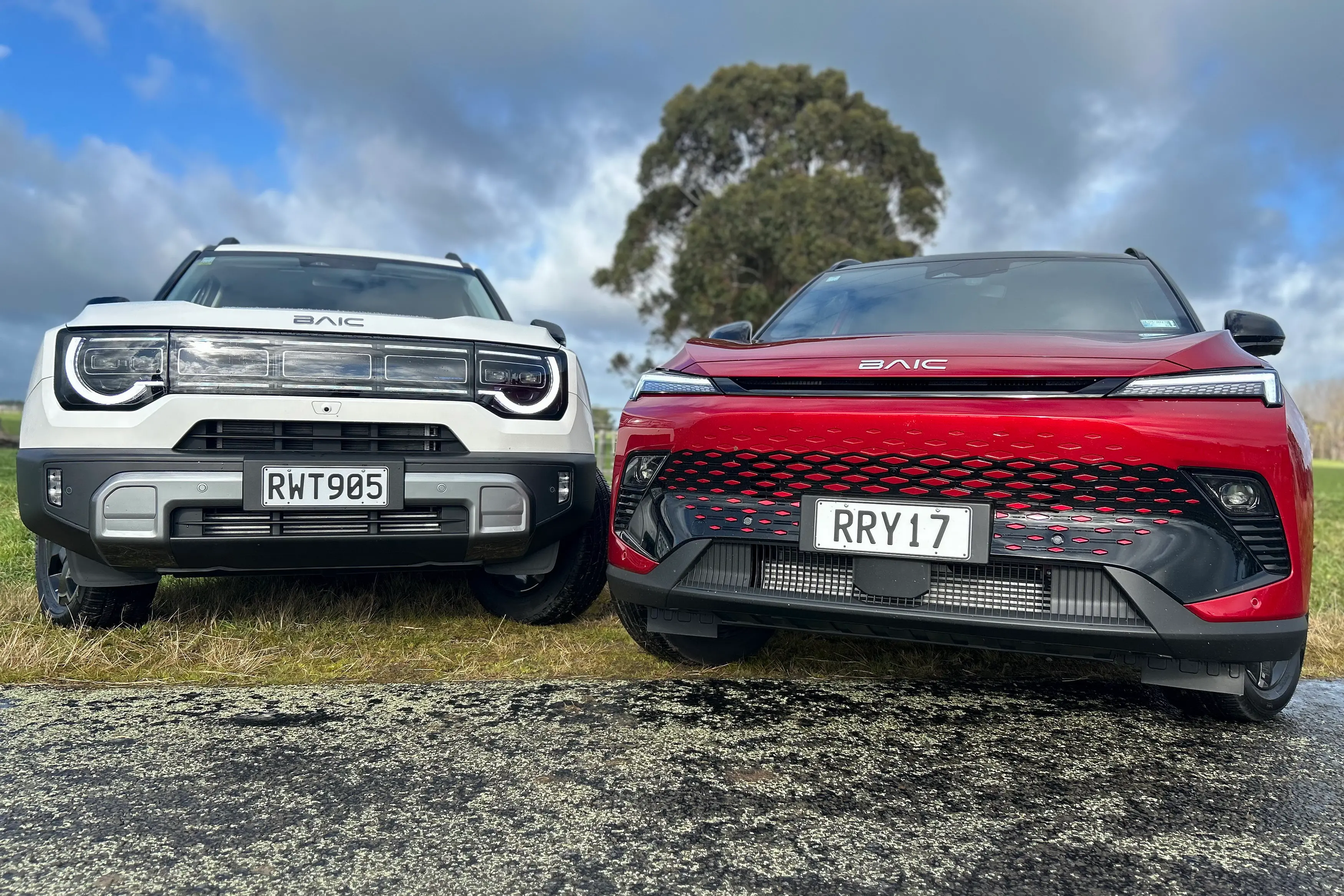 The BAIC B30 Premium Adventure AWD (left), a medium-sized SUV, and the X55 Premium Plus, a compact crossover. Photo: Richard Bosselman