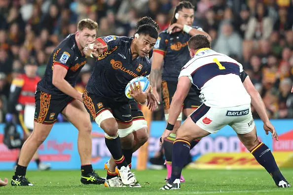 Tupou Vaa\\'i (left) of the Chiefs squares off against Highlanders prop Ethan de Groot during a Super Rugby Pacific match earlier this year. Photo: Getty Images