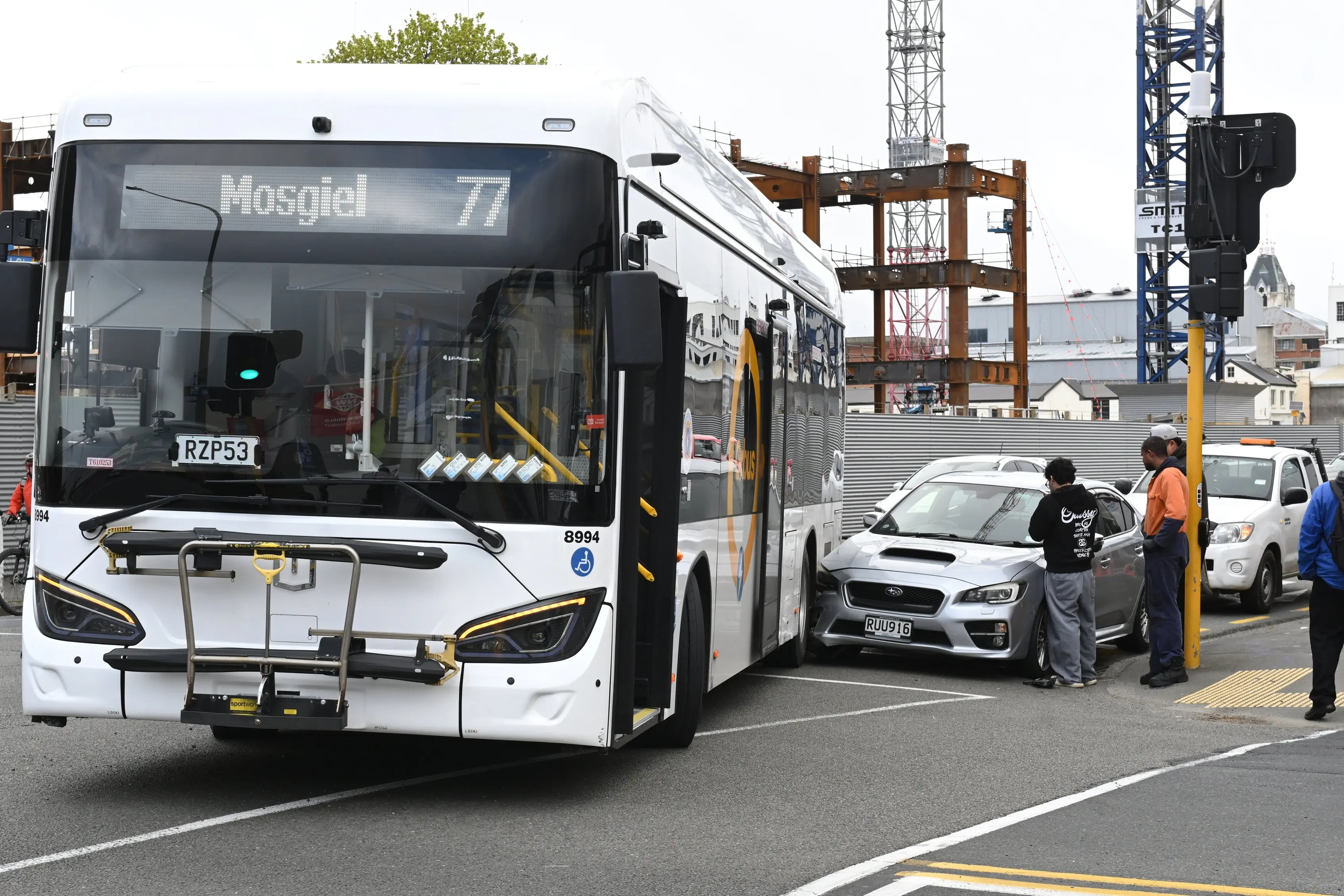 A crash involving a bus and a car caused traffic to back up on Cumberland St on Thursday afternoon. Photo: Linda Robertson