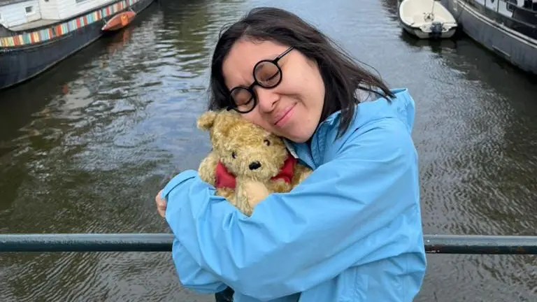A bear, a daughter and a link to dad