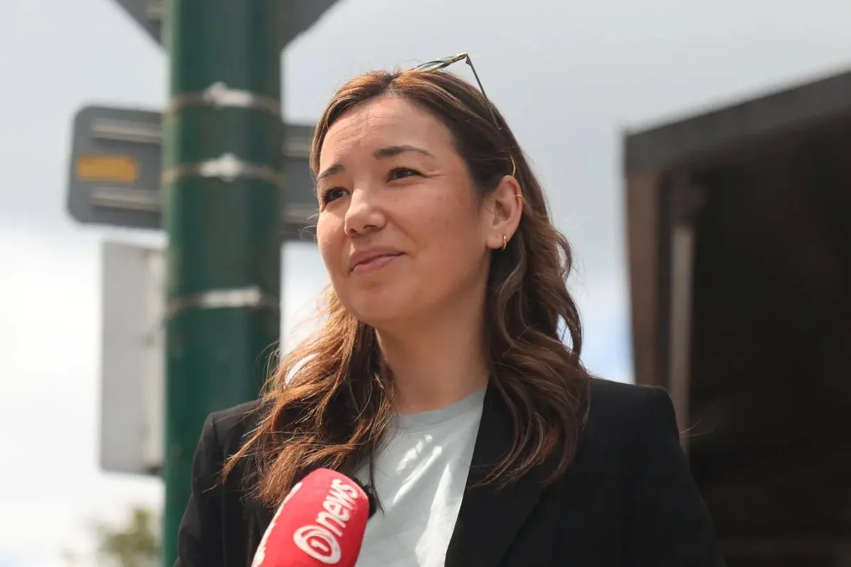 Opportunity Party leader Qiulae Wong was campaigning in West Auckland on Friday. Photo: RNZ