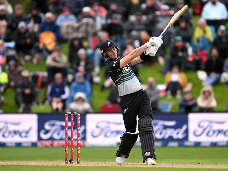 Top names return to Black Caps ODI squad