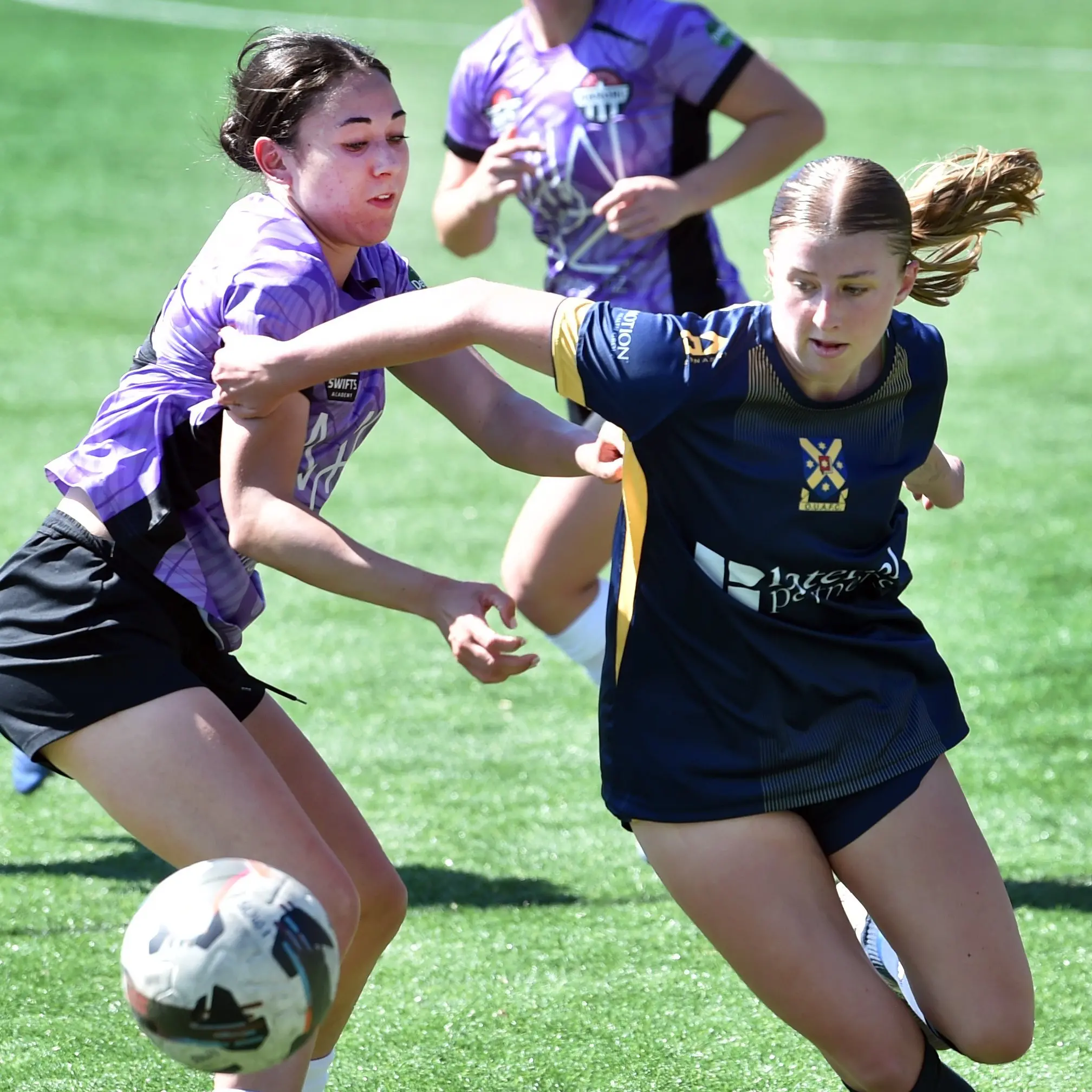University concede four despite brave fight