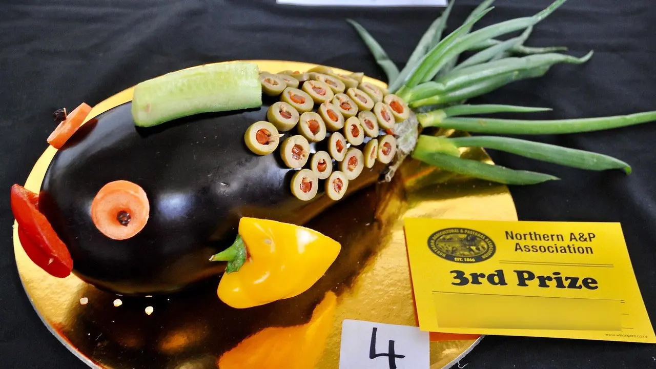 Crafts riding a wave of resurgence at show