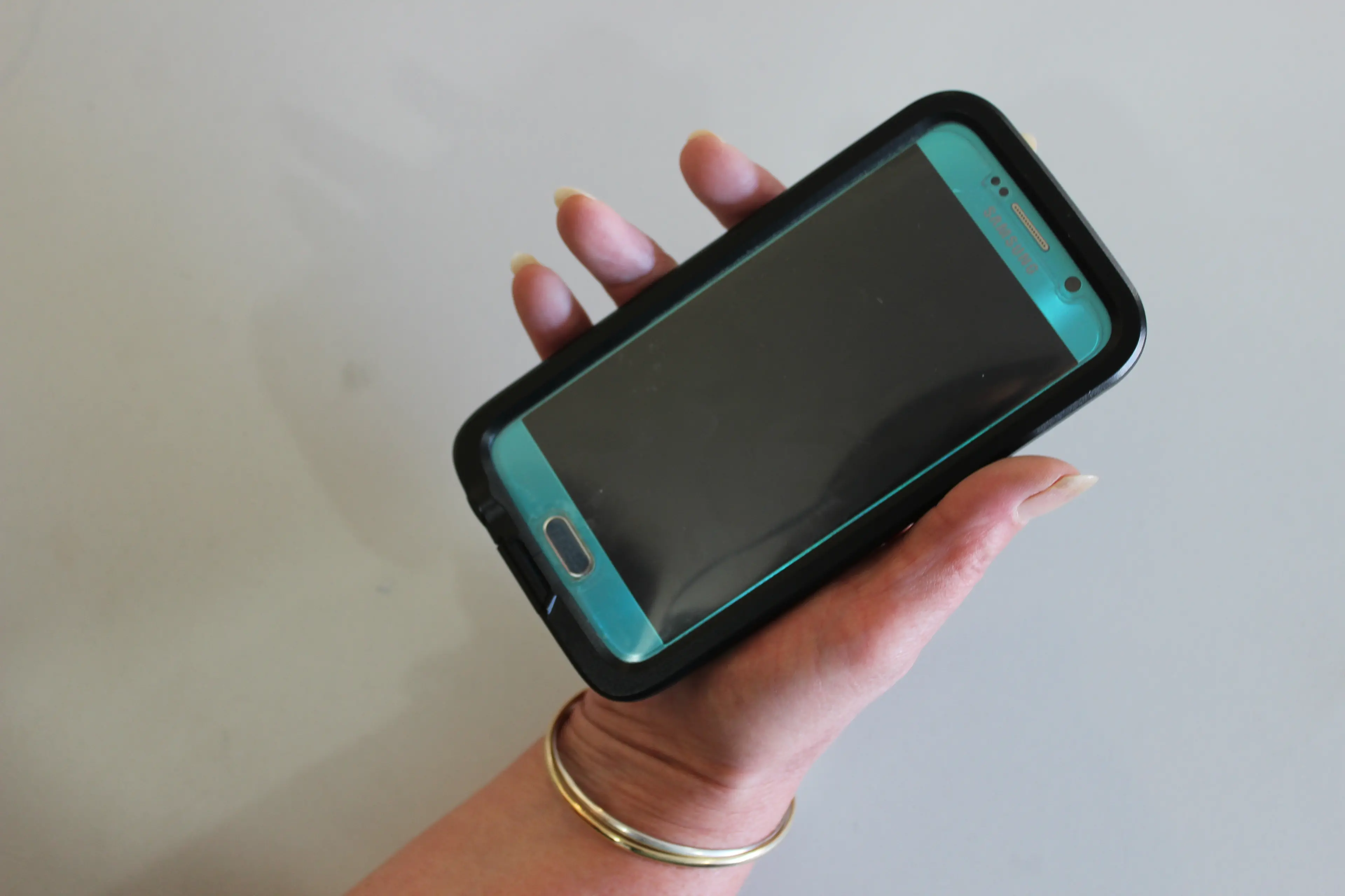 Cellphone coverage . . . Many farmers disgruntled at poor rural cellphone coverage. Photo: Nicole Sharp