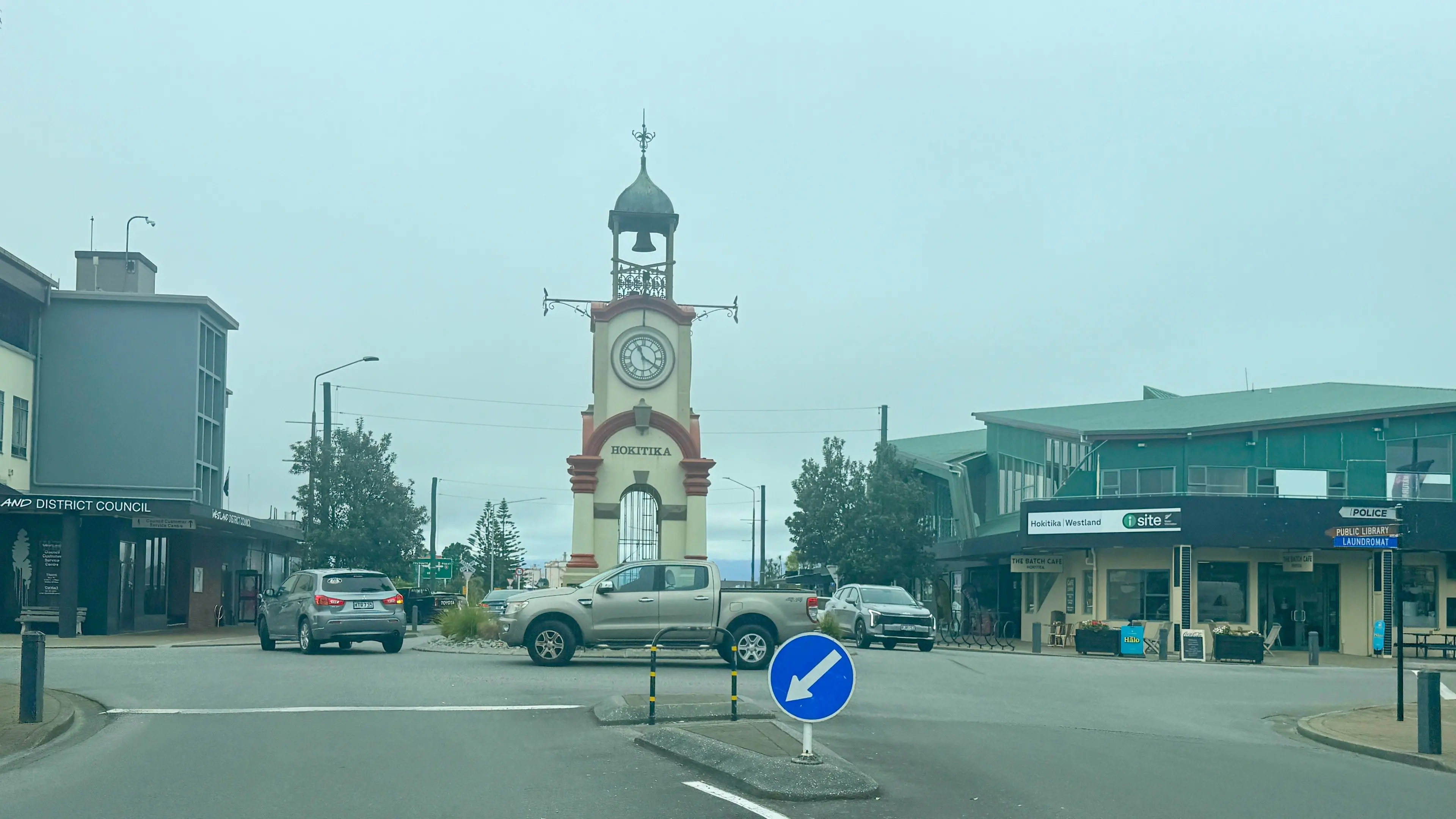 Quake risk closes second council building