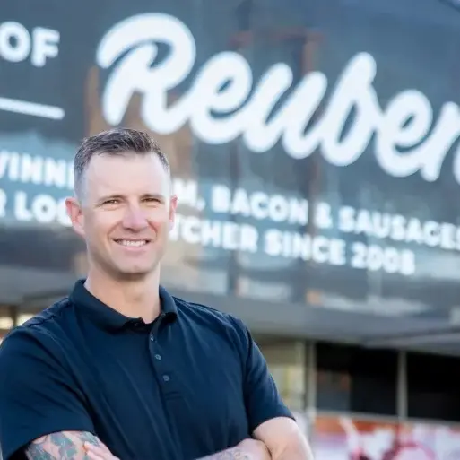 Butcher gets 1000 applications for meat packer job