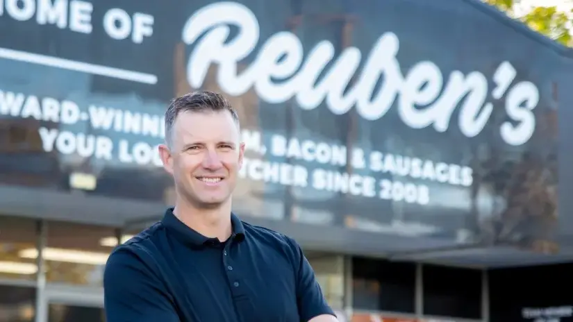 Butcher gets 1000 applications for meat packer job