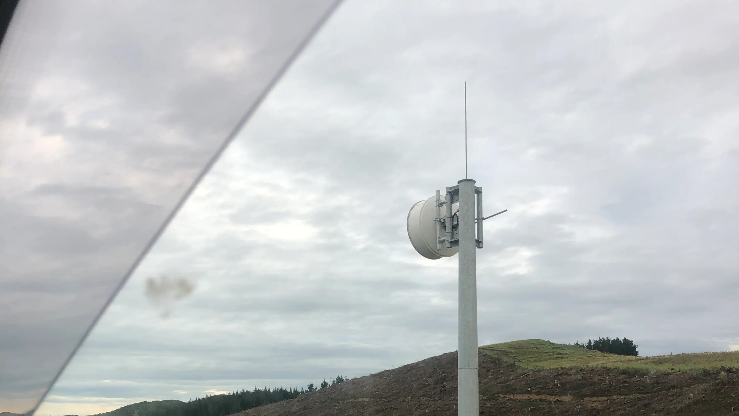 Mobile black spots a big headache for farming families