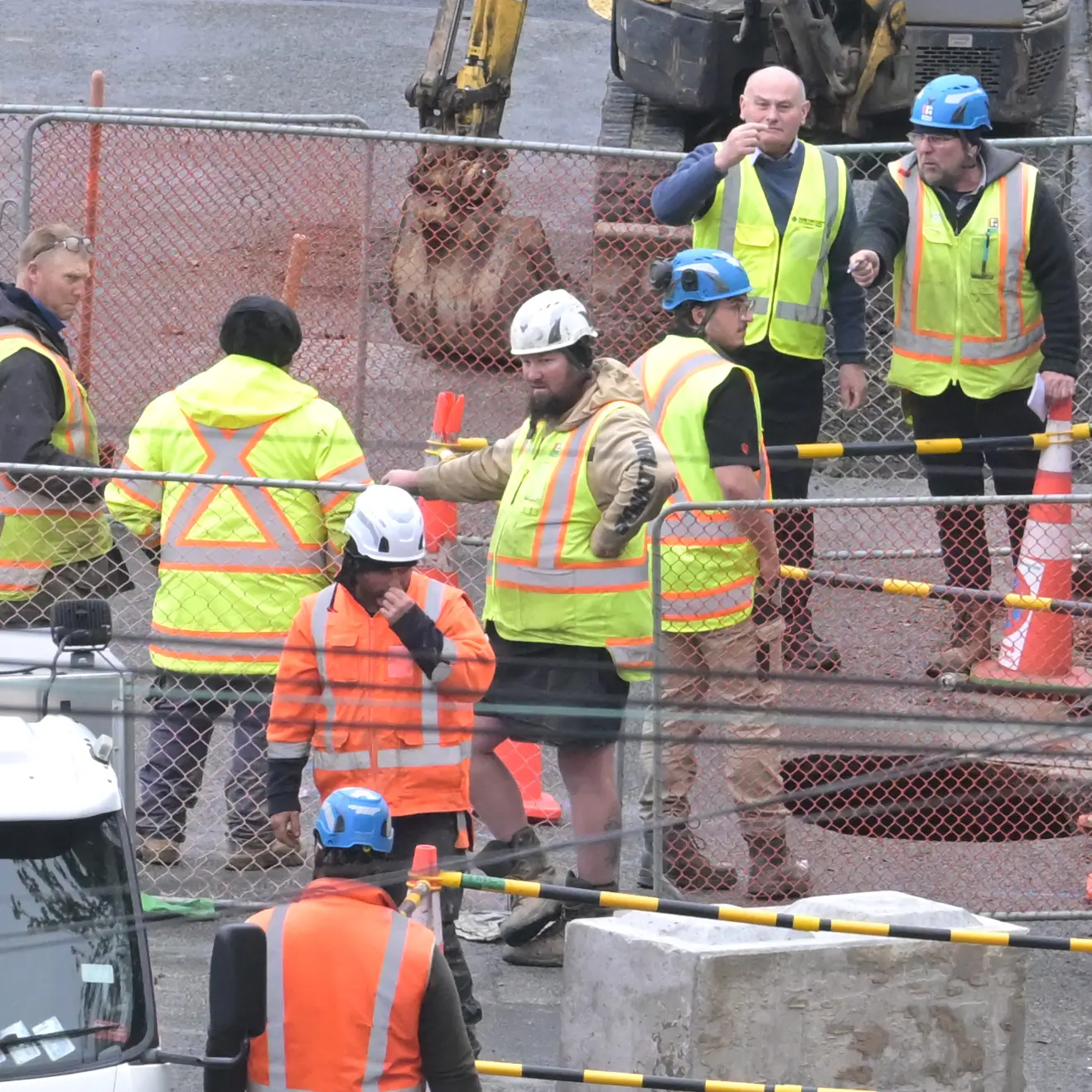 Sinkhole opens in Mornington