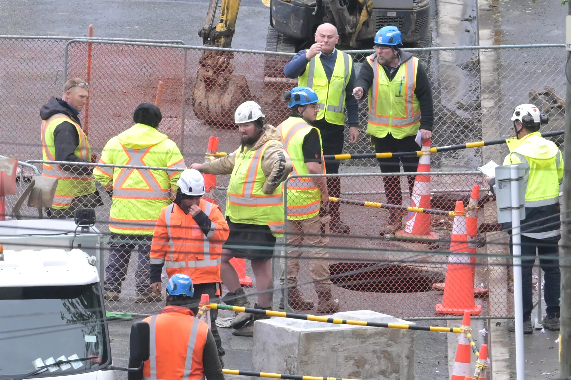 Sinkhole opens in Mornington