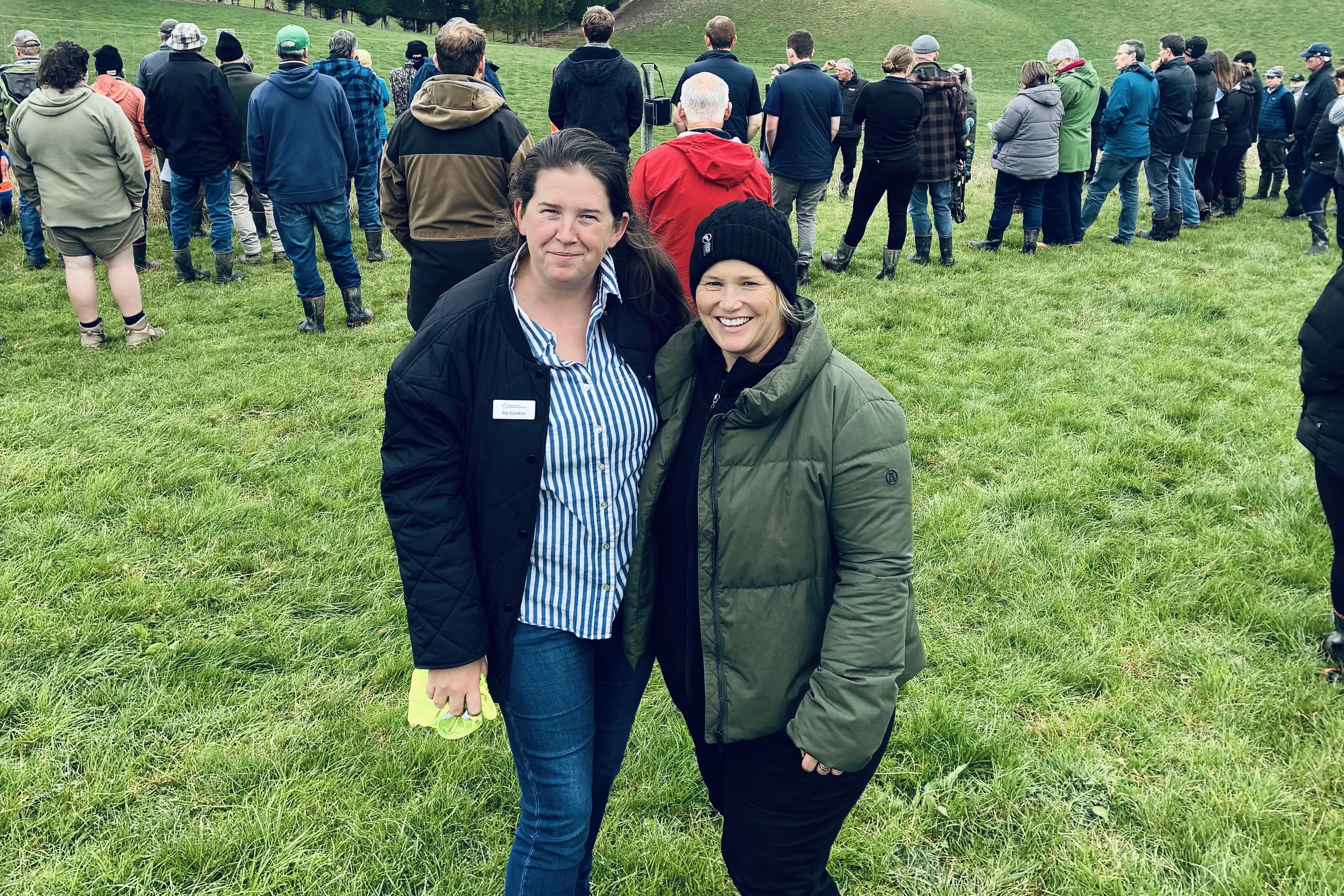 Southland Ballance Farm Environment Awards regional co-ordinator Pip Standish (left) and Otago regional co-ordinator Camille McAtamney at the Southland awards open day hosted by national ambassadors Michelle and Tony Roberts at Merino Downs earlier this year. Photo: Supplied