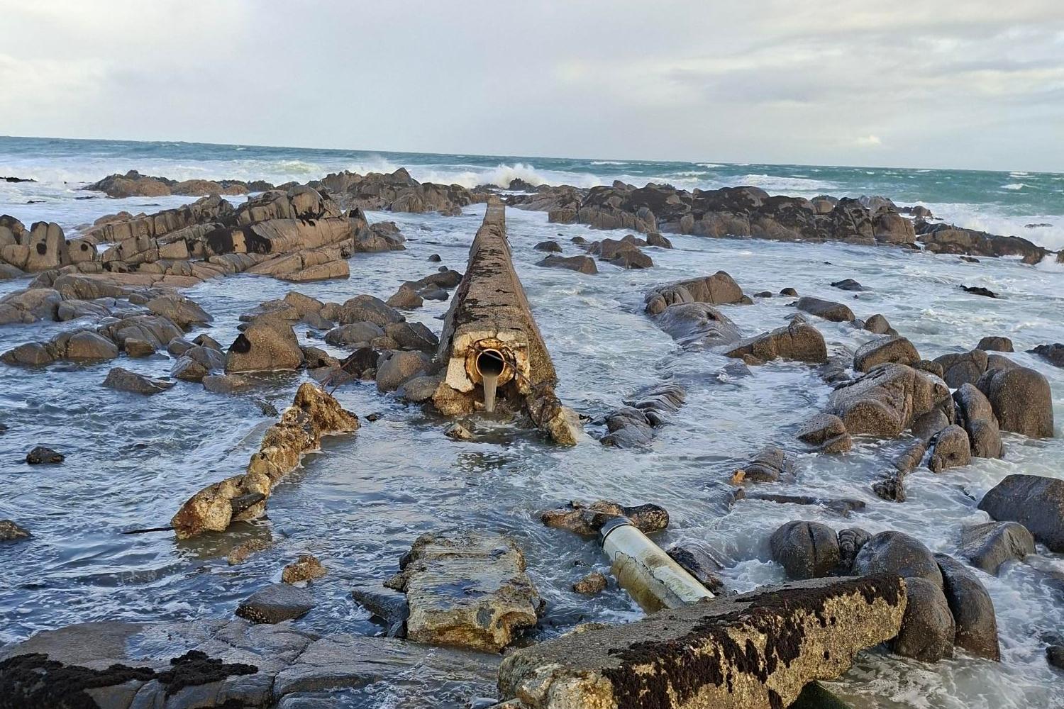 Council pinged after wastewater spills on to Bluff foreshore