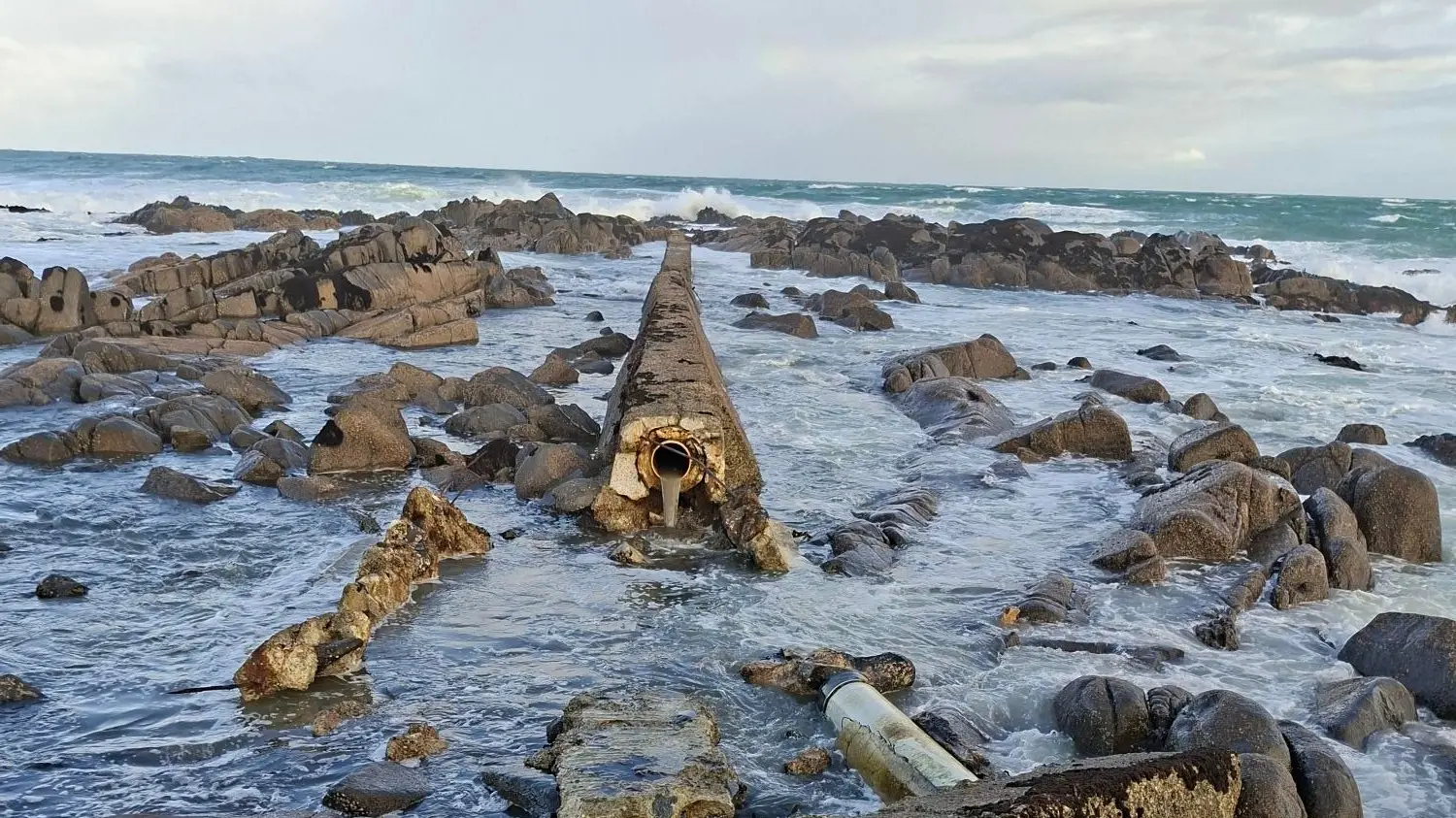 Council pinged after wastewater spills on to Bluff foreshore