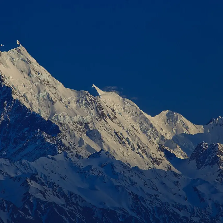 Man dies after Southern Alps avalanche