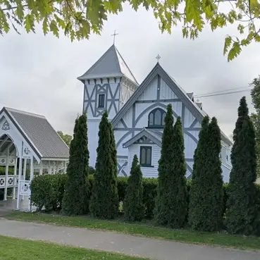 Church invites community to visit