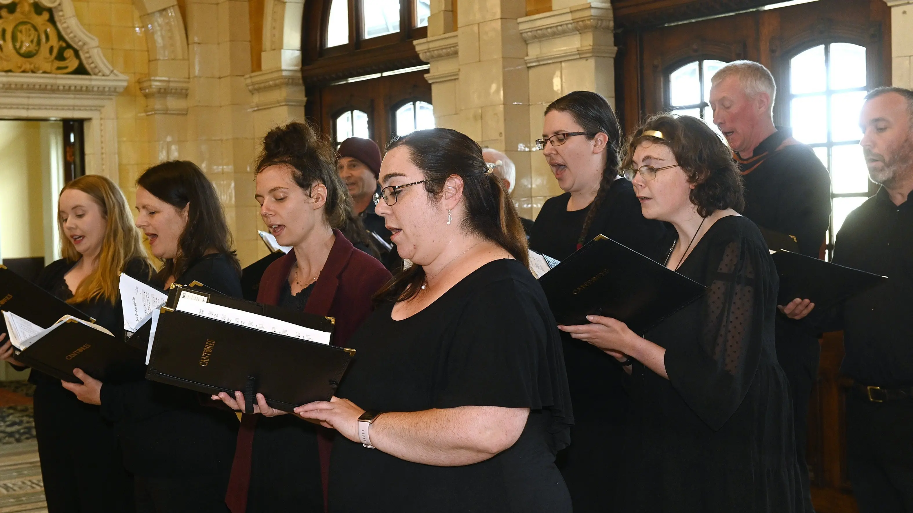 Cantores Choir presents new songs and classics