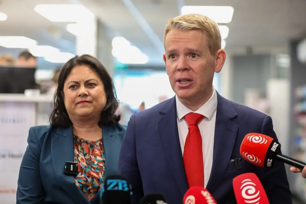 Labour leader Chris Hipkins (R) and health spokesperson Dr Ayesha Verrall. Photo: RNZ