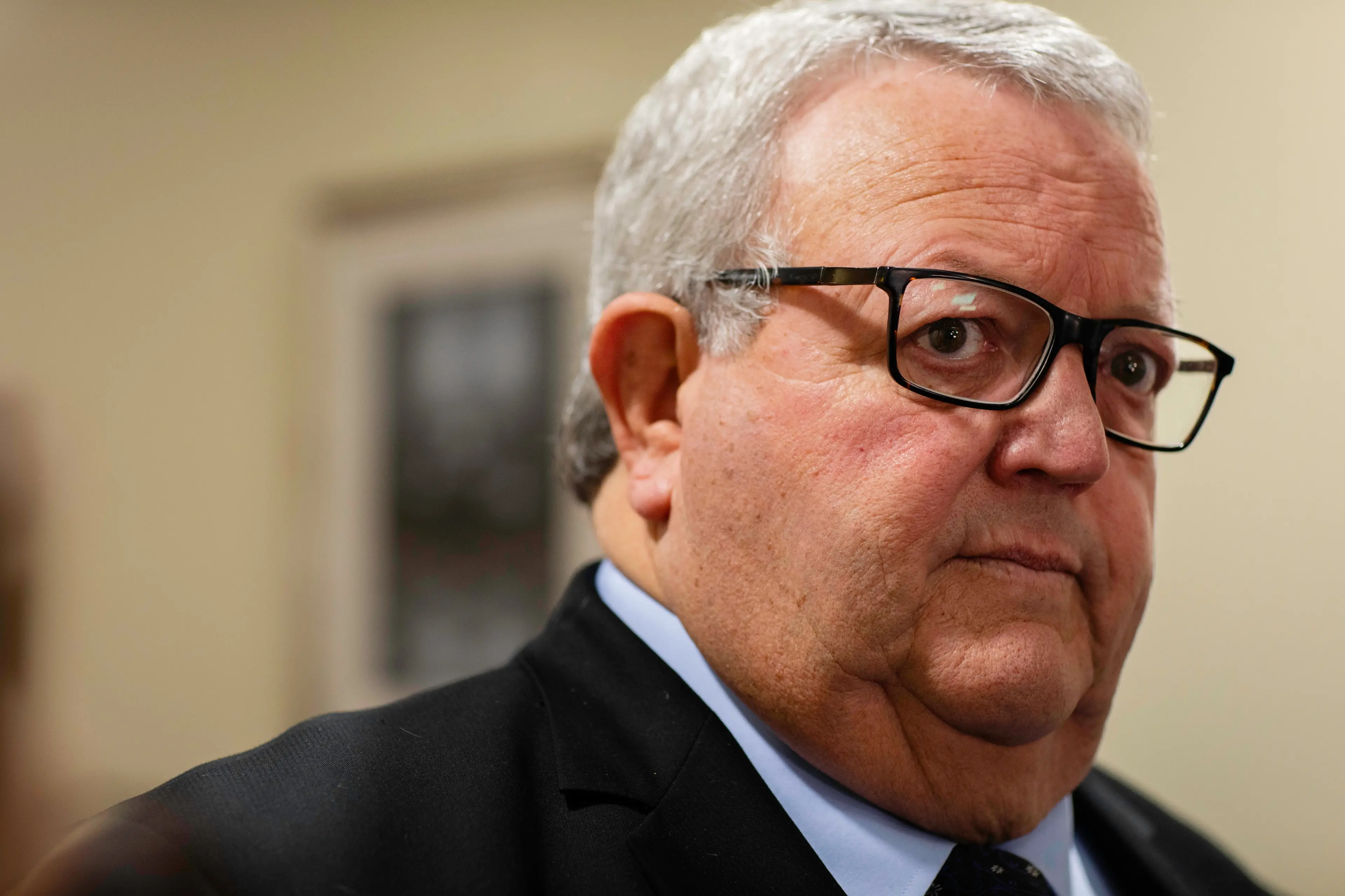 <p>Speaker Gerry Brownlee says people willing to stand for public office should be "applauded", not frightened away. File photo: RNZ</p>\\n