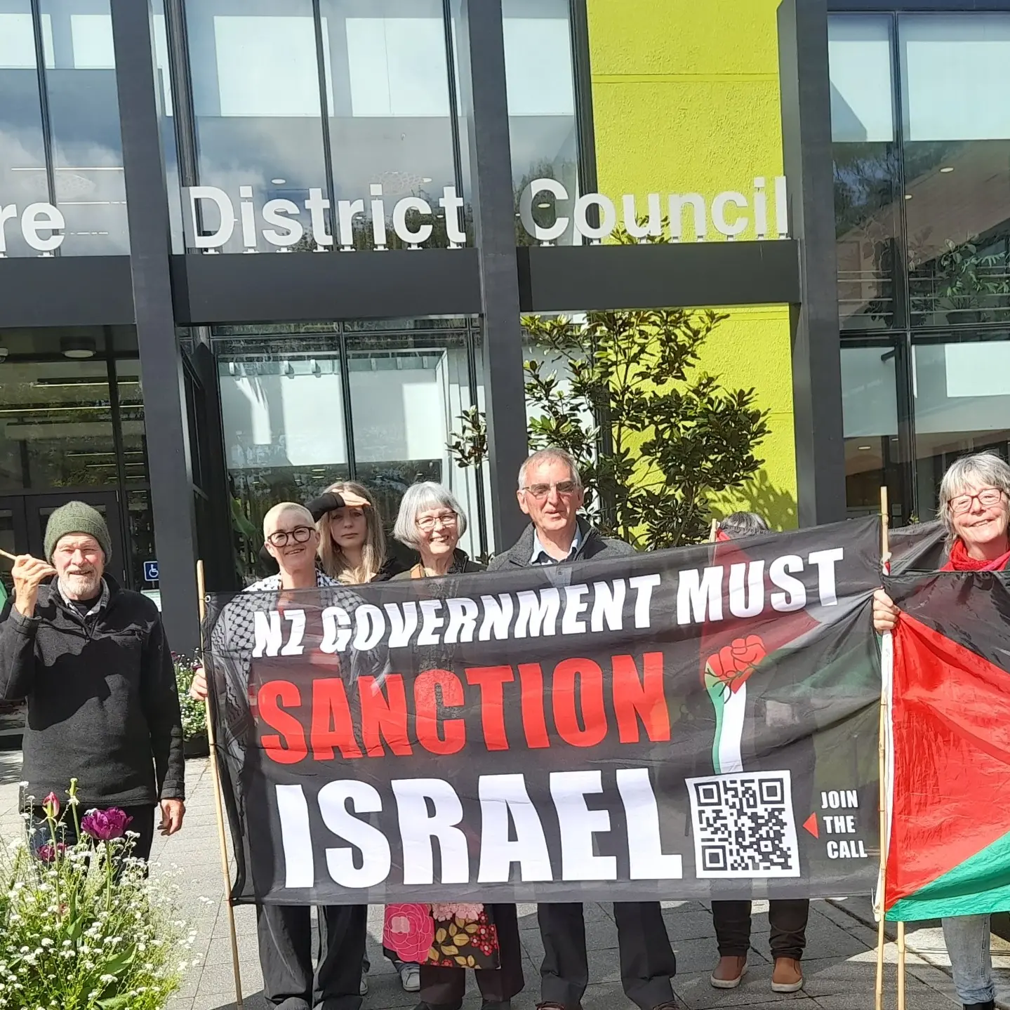 Gore council choses silence on West Bank petition