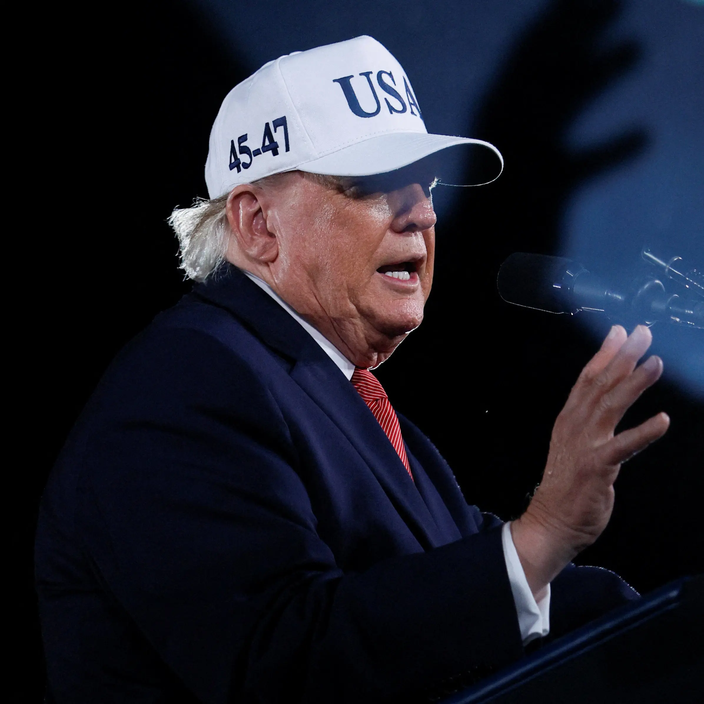 Trump promises cash for fraud tips, gives $10k to YouTuber