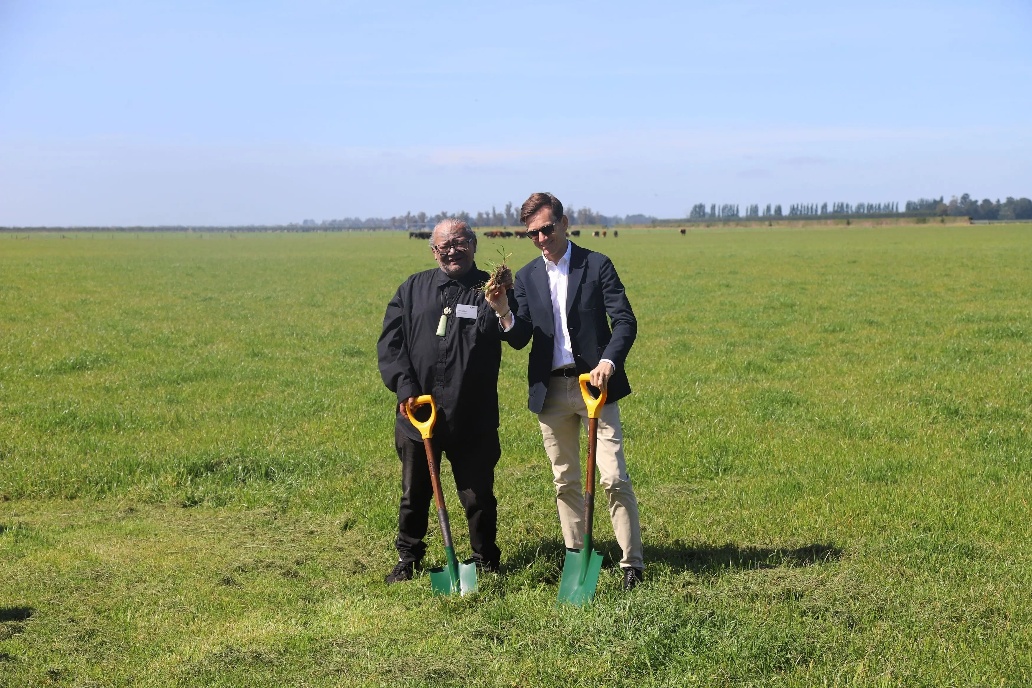 Te R\\u016Bnanga o Arowhenua upoko Tewera King and ANZA Power chief executive Carlo Frigerio break ground on the Somerton Solar farm project. Photo: Jonathan Leask/LDR