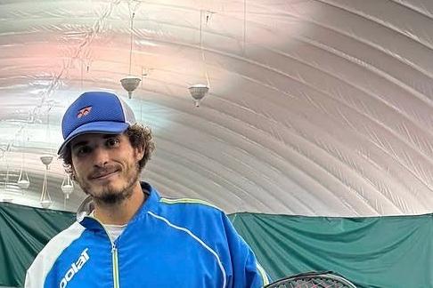 International coach for region’s young tennis players