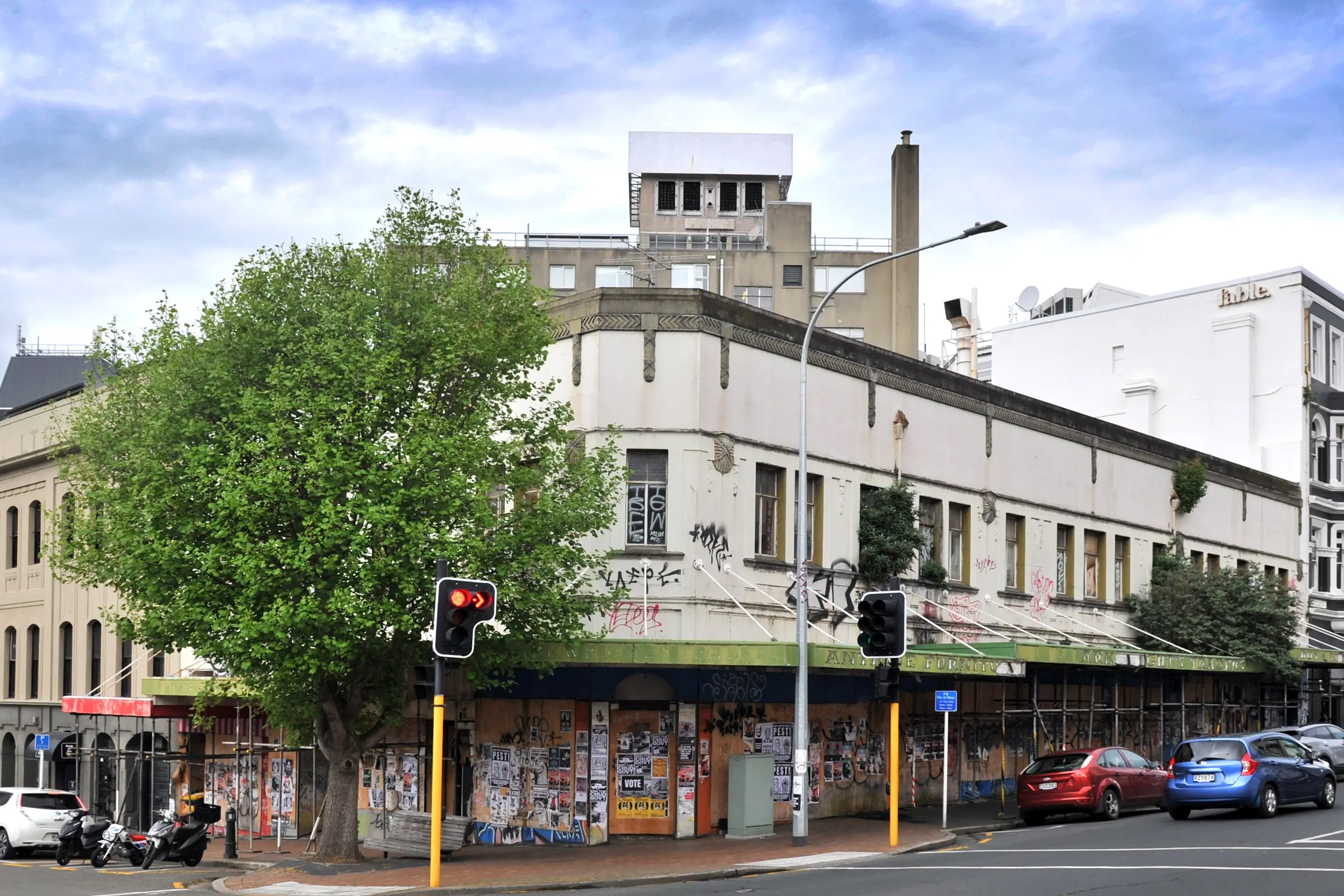 The run-down former Arkwright\\'s Traders building, at the corner of High and Manse Sts. Photo: Peter McIntosh