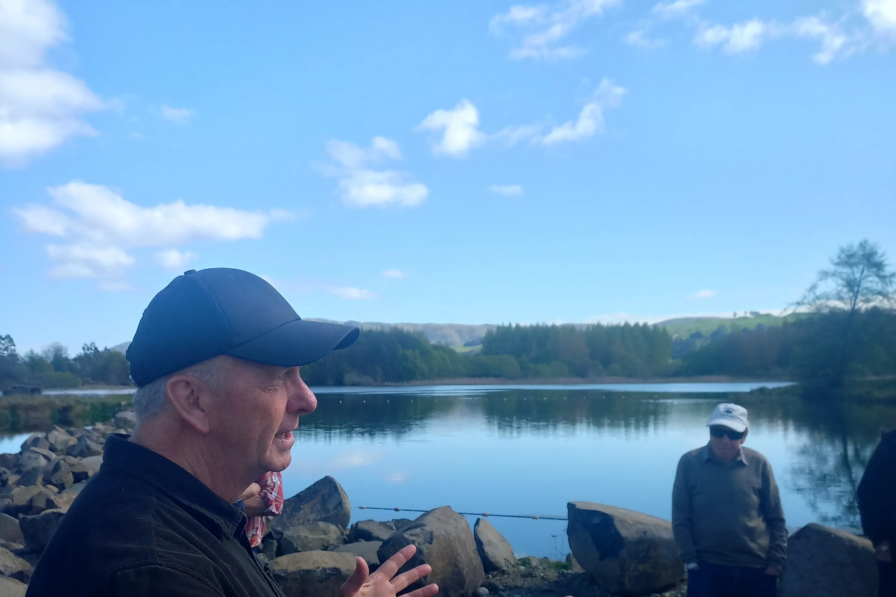 <p>Aqus chief executive Andrew Rodwell outlines plans for a mechanical fish screen at Bortons Pond. Photo: Sally Rae</p>\\n