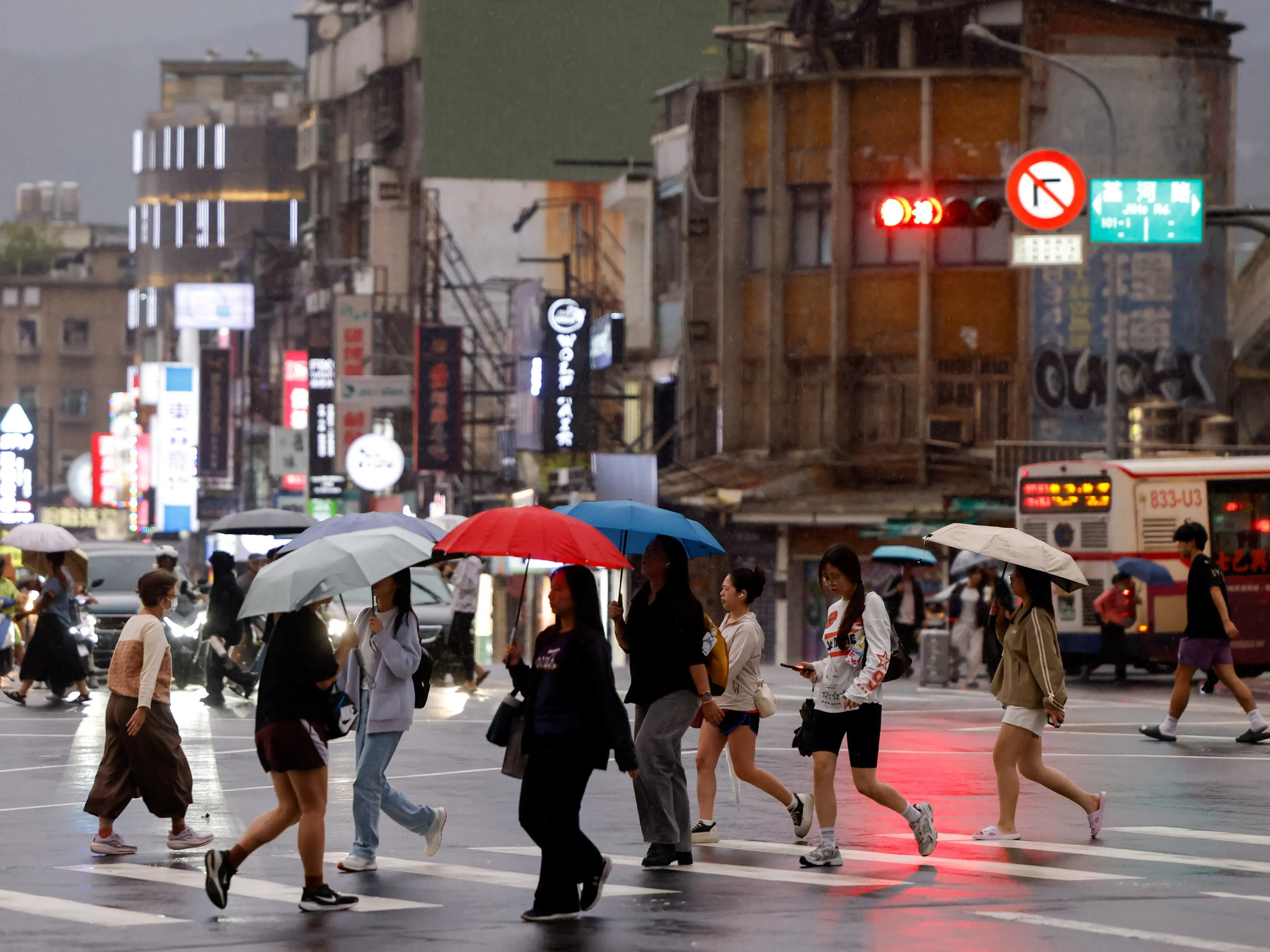 Taiwan cancels hundreds of flights as typhoon bears down