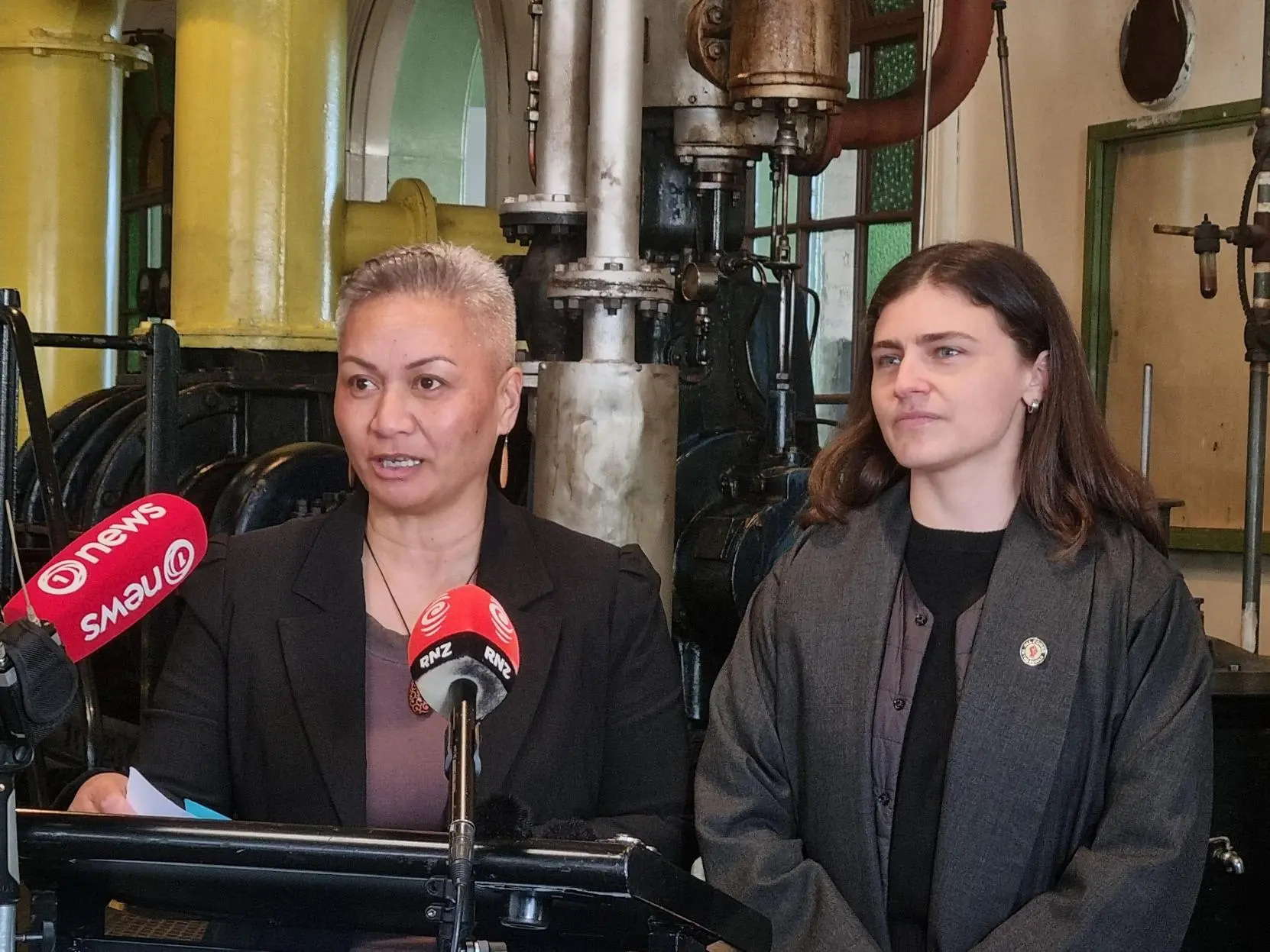 Greens release fiscal plan, promise to increase health spending by $3 billion each year