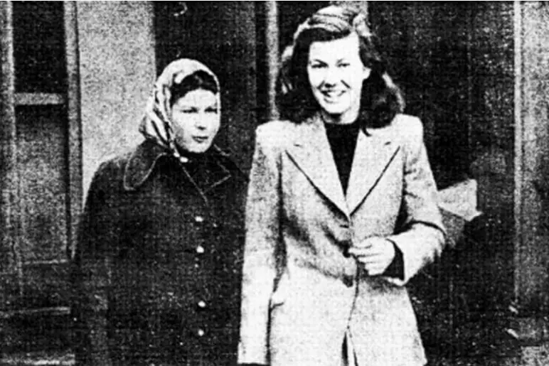 <p>Pauline Parker and Juliet Hulme, in 1954. Photo: Christchurch City Libraries / Star-Sun via RNZ</p>\\n