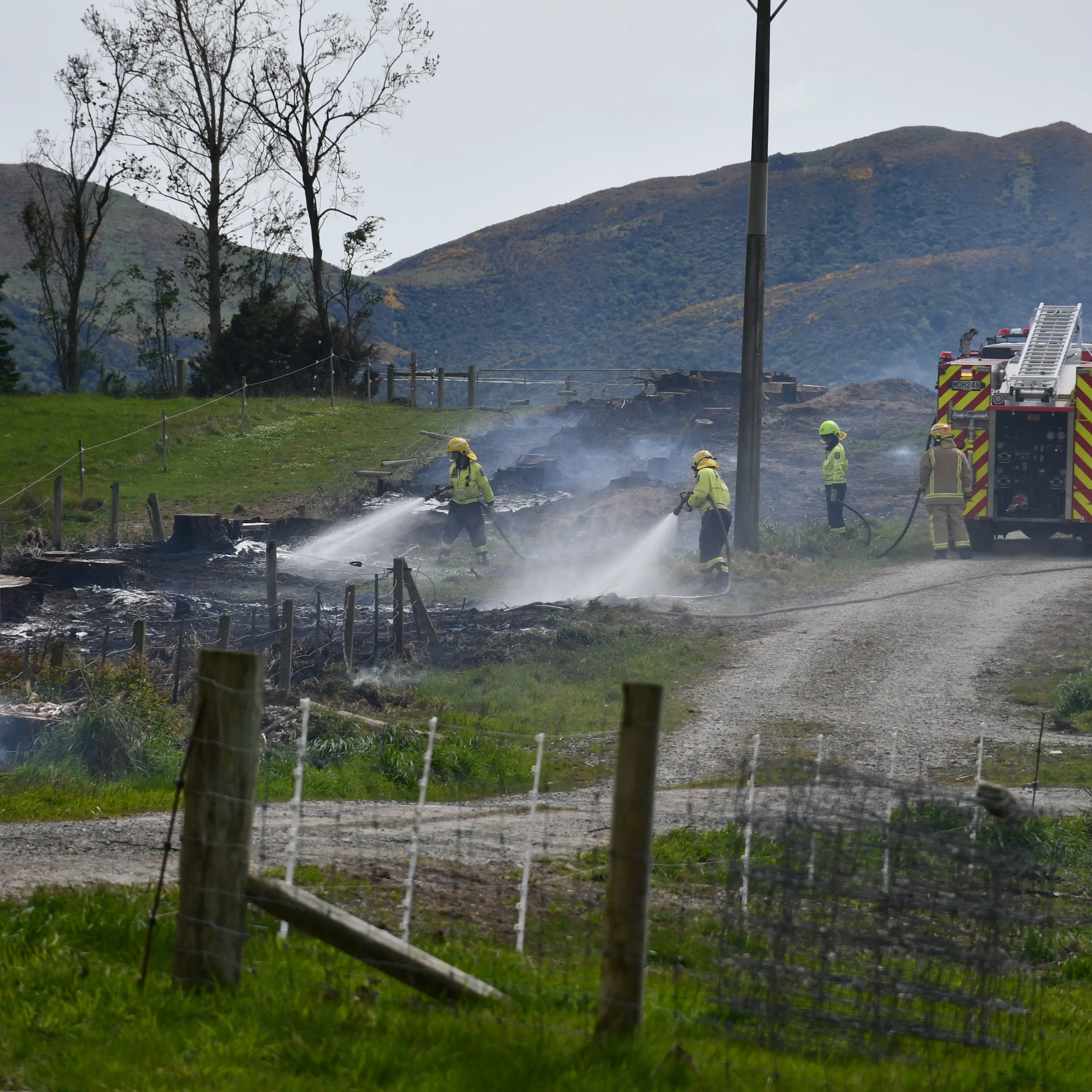 Fire spreads after power lines fall near Gore