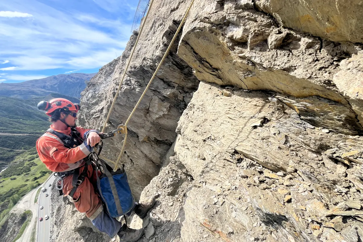 Rockery Works Rock crews to tackle Nevis Bluff rockfall risk