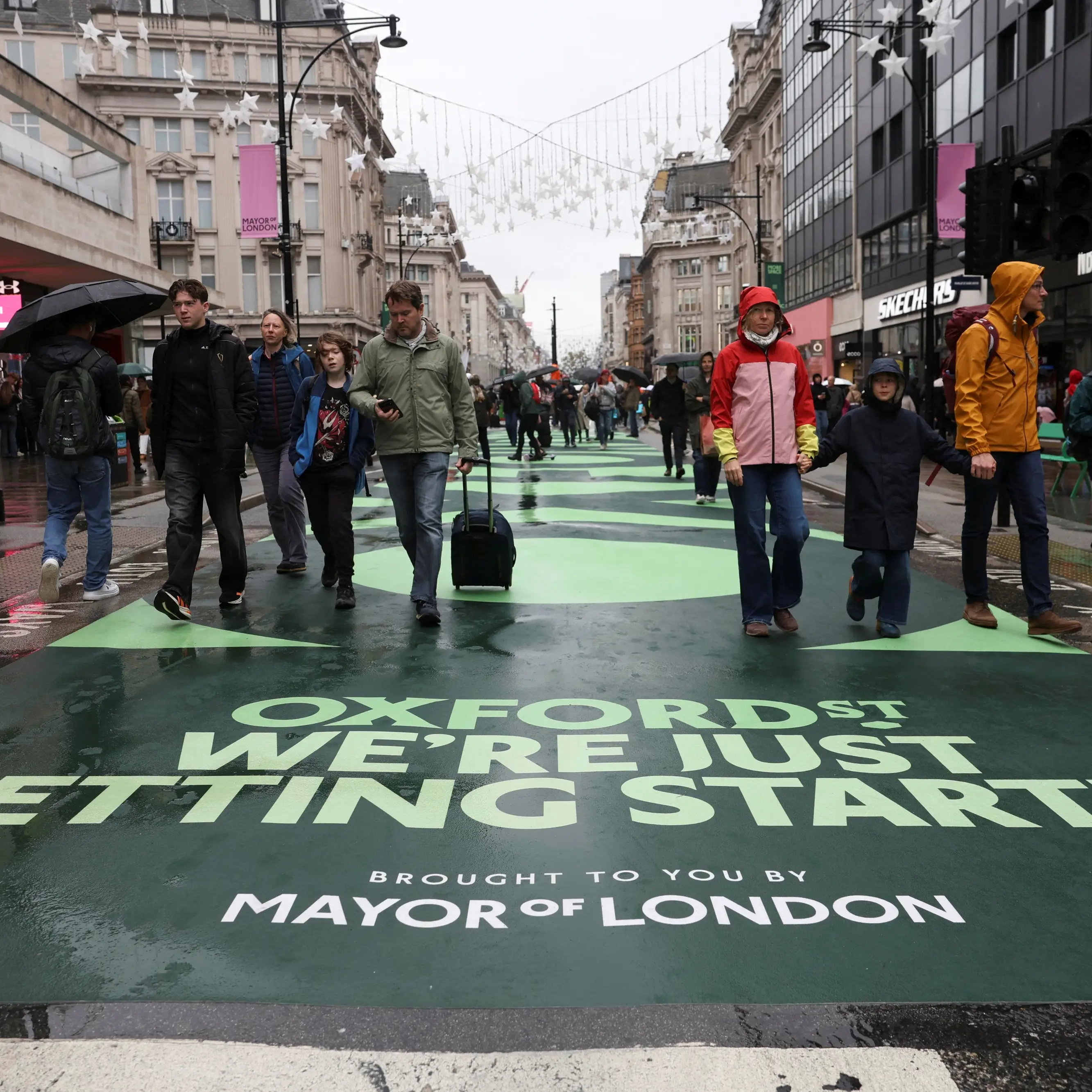Buses out, shoppers in: Oxford Street goes traffic-free