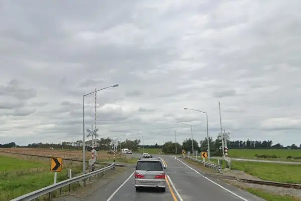 Person critically injured in SH1 crash