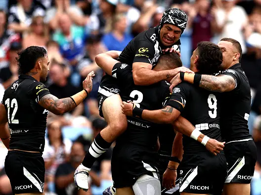 Ruthless Kiwis bury Fiji to reach Rugby League World Cup semis